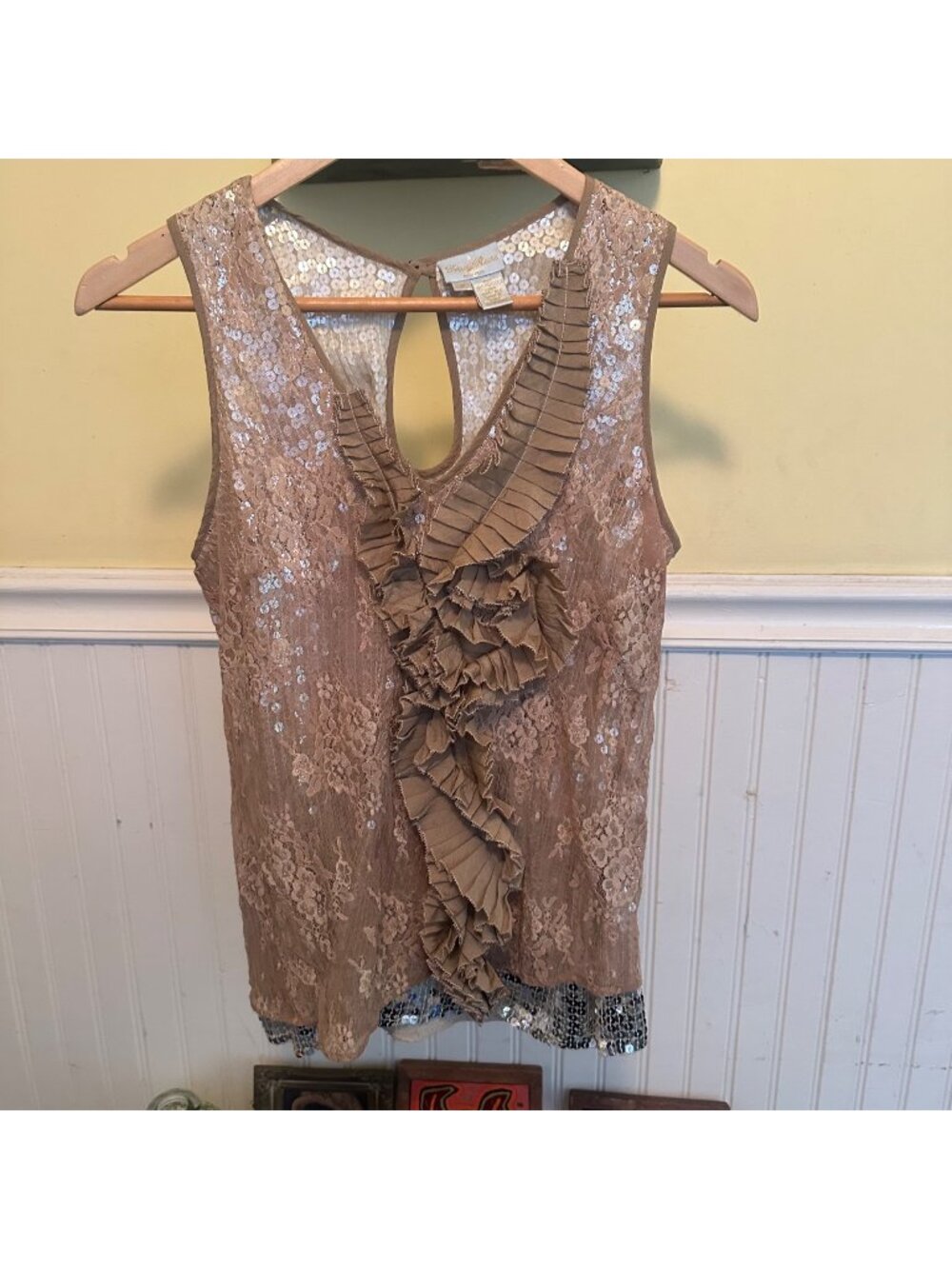 tracy reese  Womens S Sequin Lace Ruffle Top 100% Silk Beige